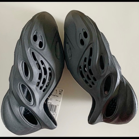 Yeezy ❌SOLD🎁Foam Runner Adidas NEW M size 11 - Picture 3 of 9